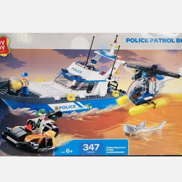 Police Patrol Boat Building Set - Picture 1 of 3